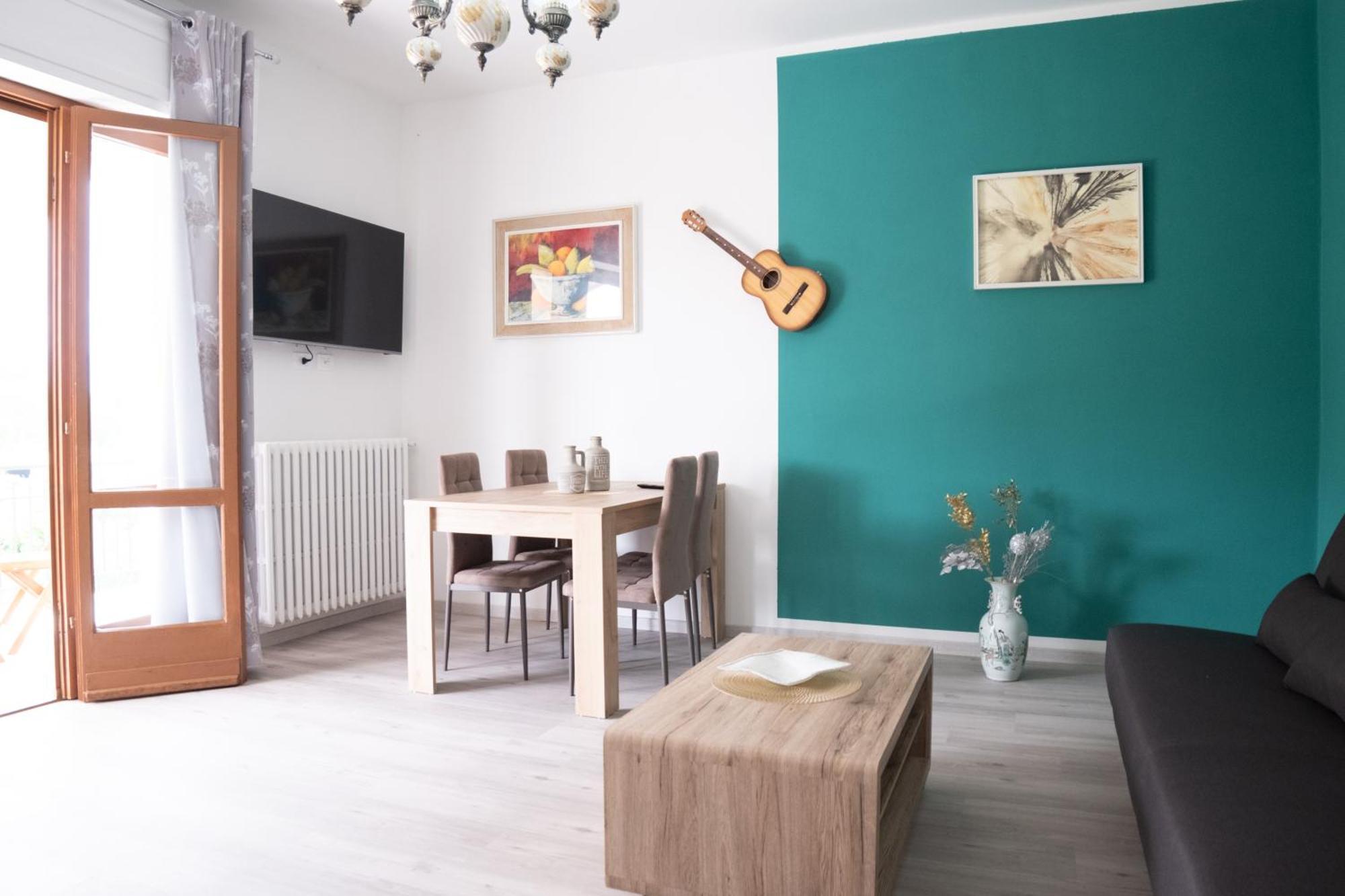 Casa Vacanze Aria Leggiuno Eksteriør billede