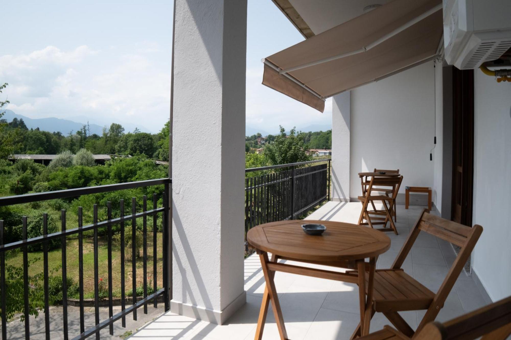 Casa Vacanze Aria Leggiuno Eksteriør billede