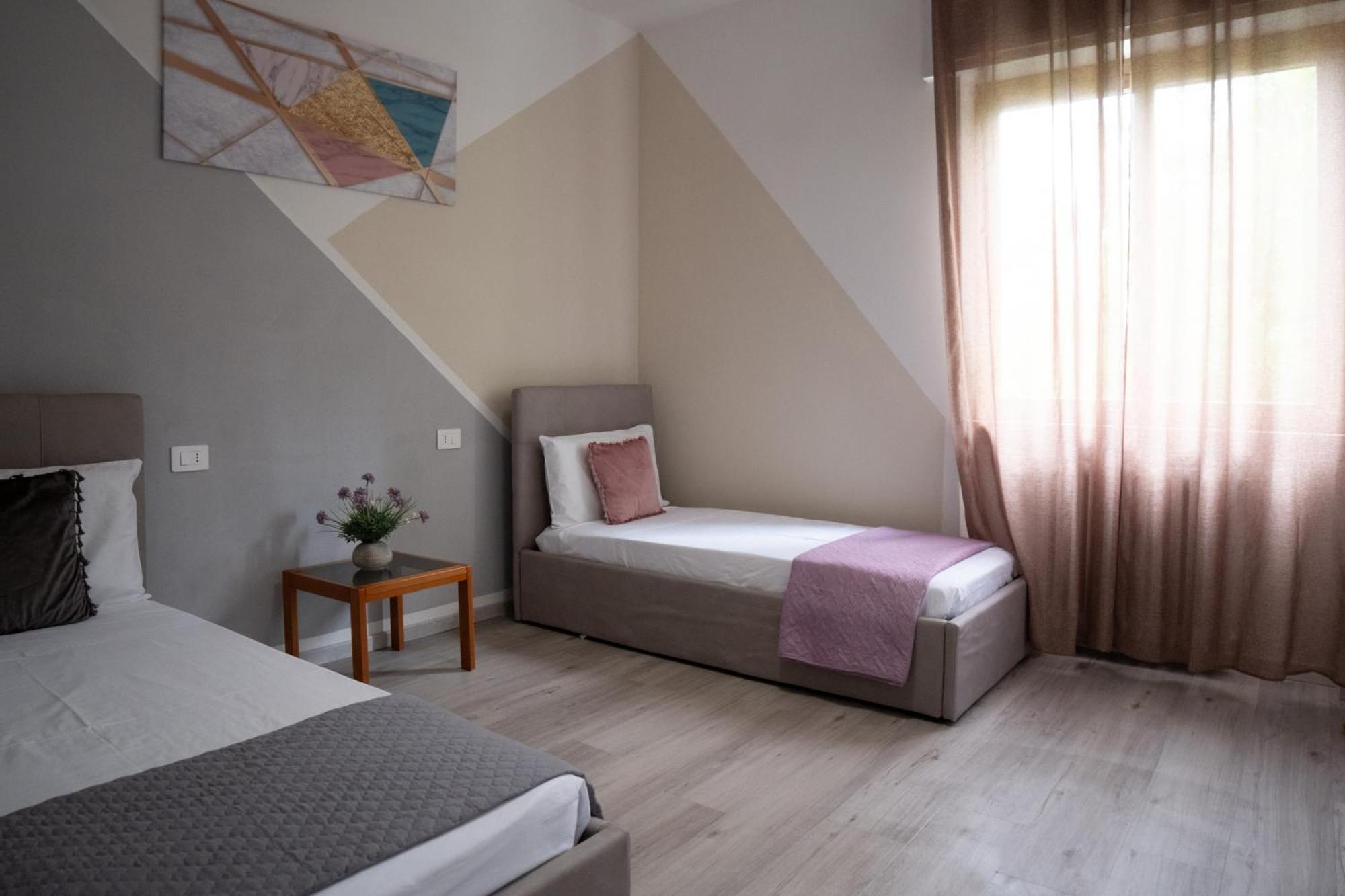 Casa Vacanze Aria Leggiuno Eksteriør billede