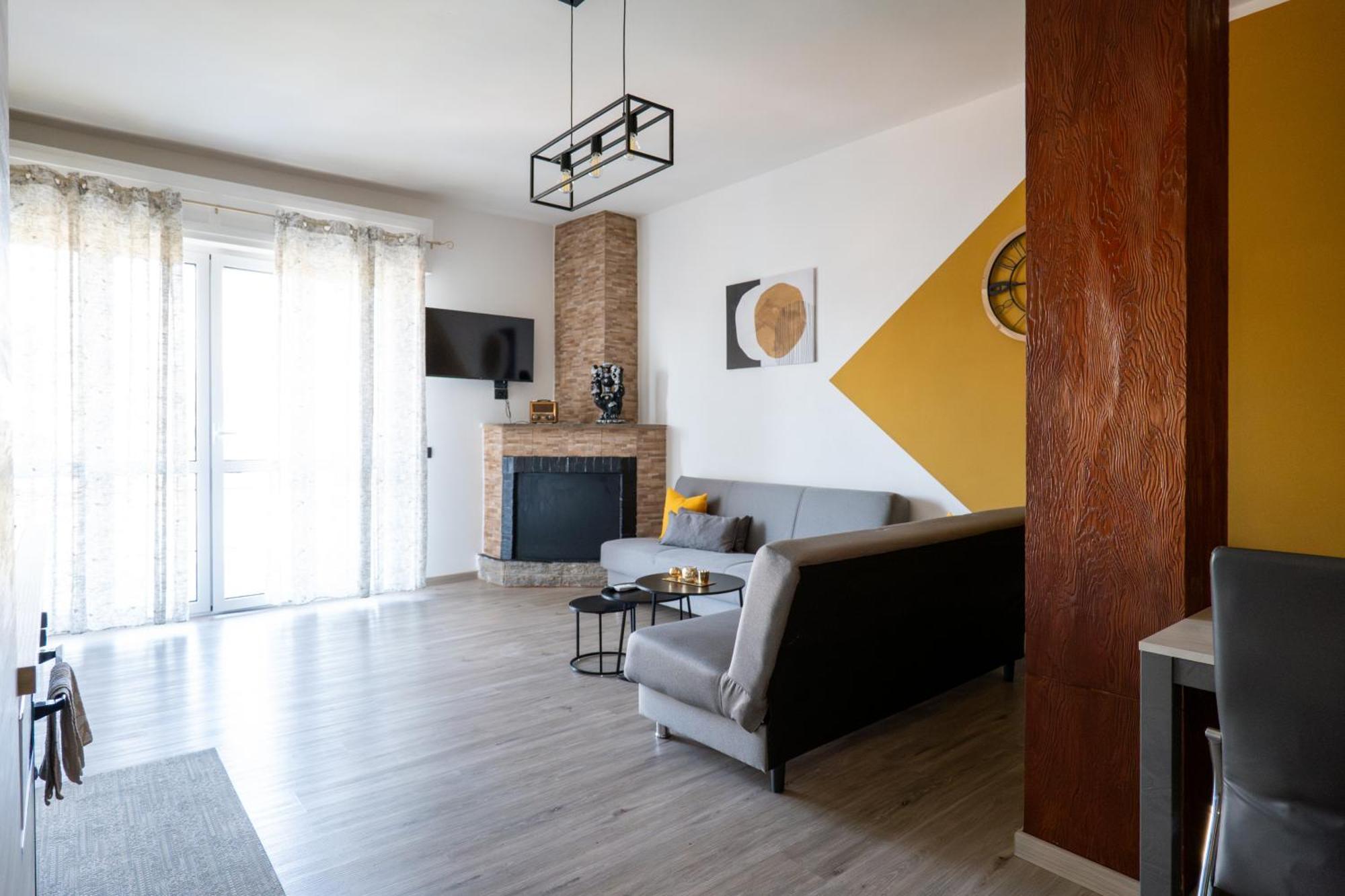 Casa Vacanze Aria Leggiuno Eksteriør billede
